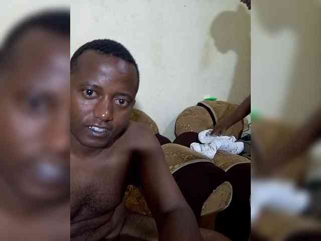 Melony2 webcam