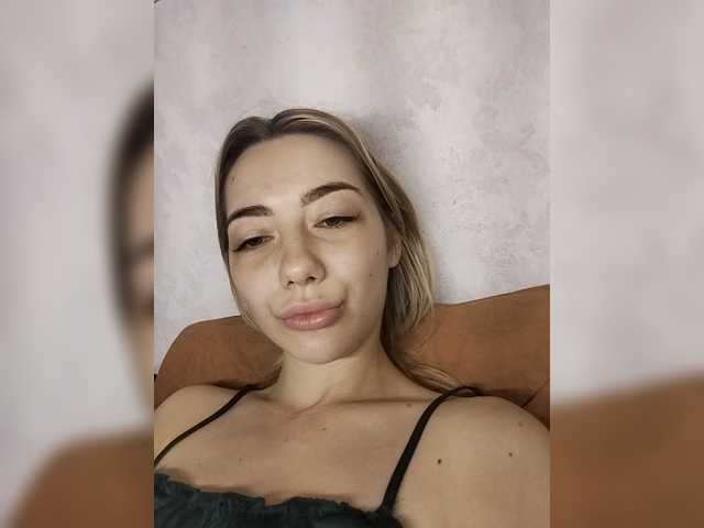 Mayaea-1 live webcam show