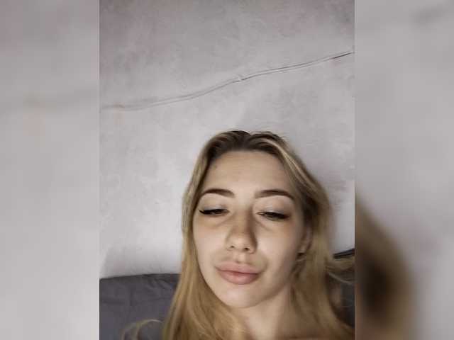 Mayaea-1 live webcam show