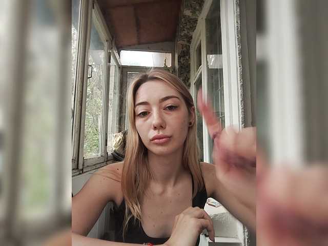 Mayaea-1 live cam on BongaCams