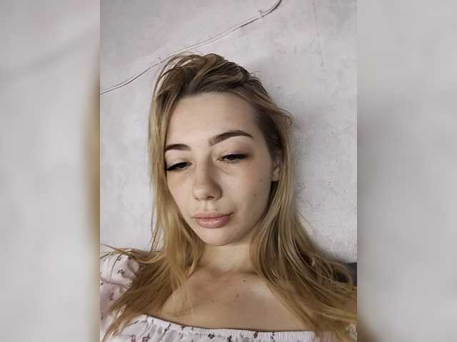 Mayaea-1 live webcam show
