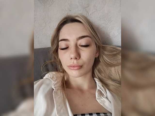 Mayaea-1 live cam on BongaCams