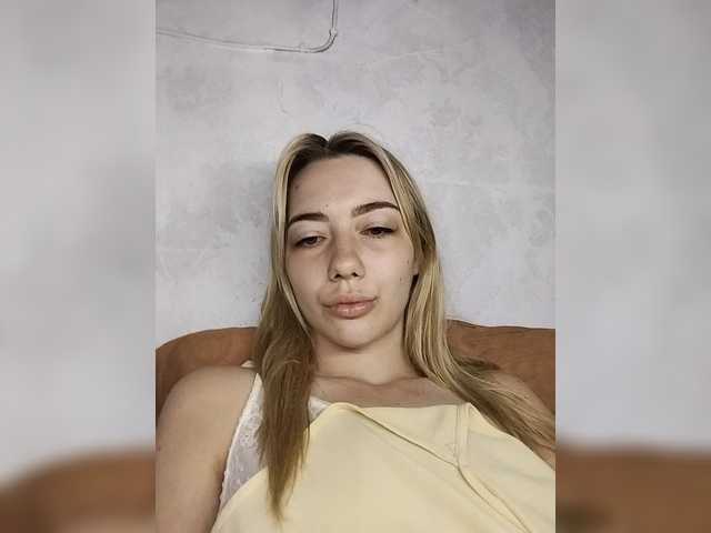 Mayaea-1 live webcam show