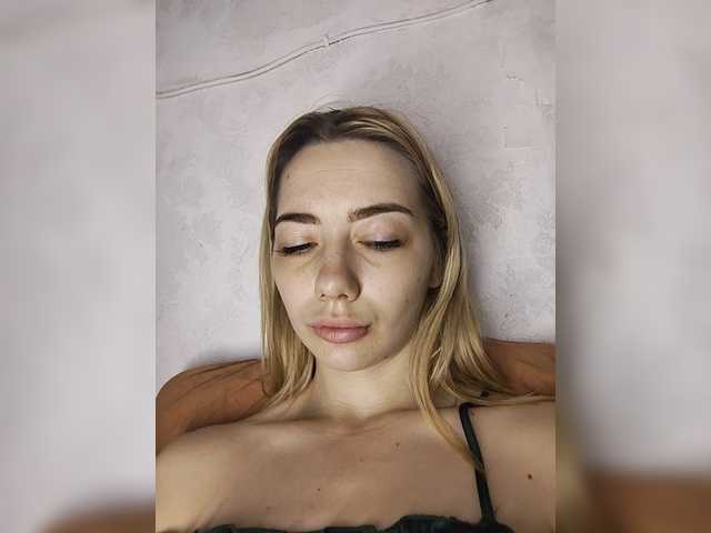 Mayaea-1 live webcam show