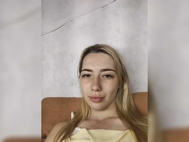 Mayaea-1 live webcam show