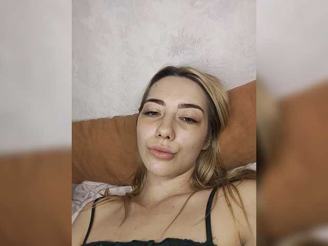 Mayaea-1 live cam on BongaCams