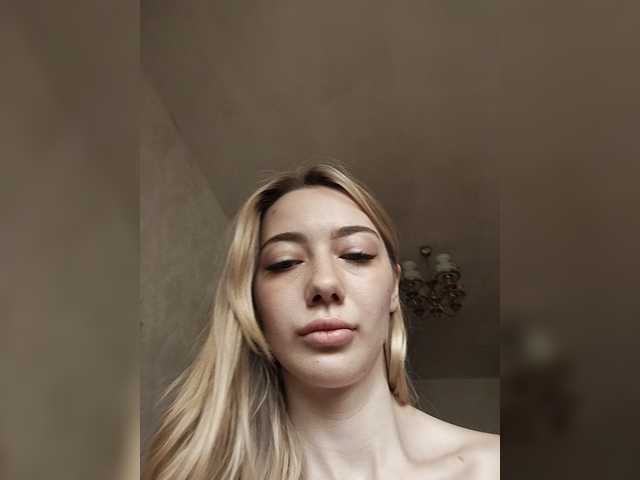 Mayaea-1 live cam on BongaCams
