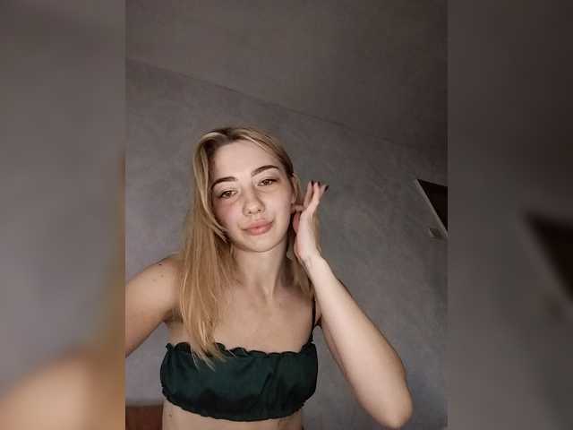 Mayaea-1 live webcam show