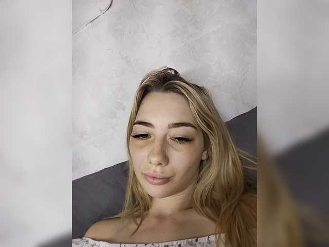 Mayaea-1 live webcam show
