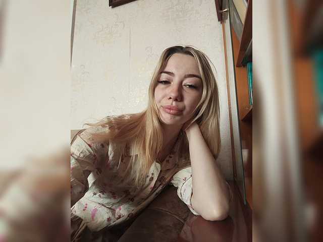 Mayaea-1 live webcam show