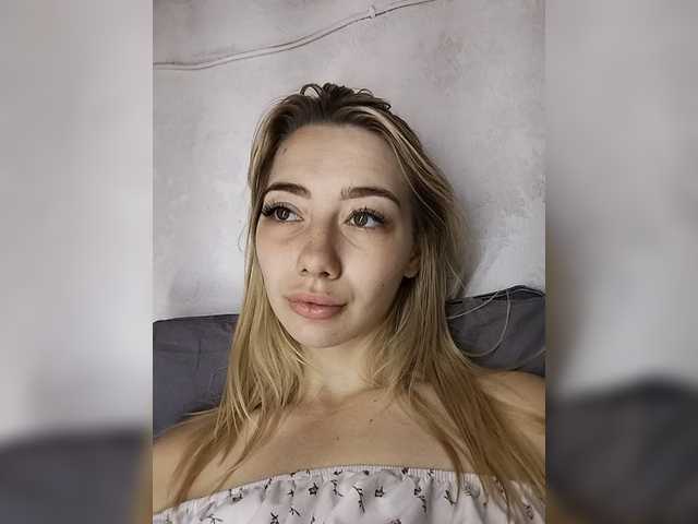 Mayaea-1 live webcam show