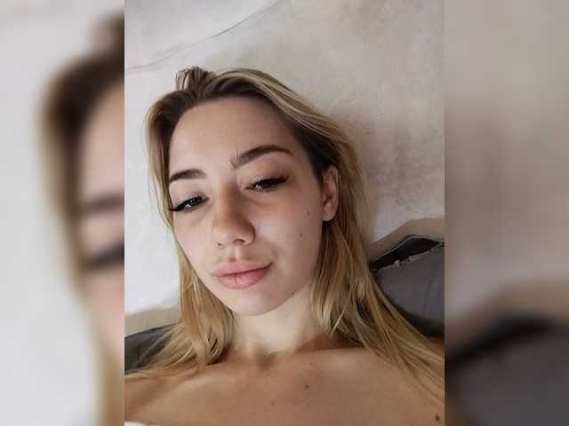 Mayaea-1 live webcam show