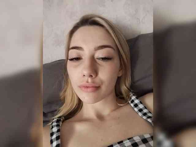 Mayaea-1 Live Webcam on BongaCams