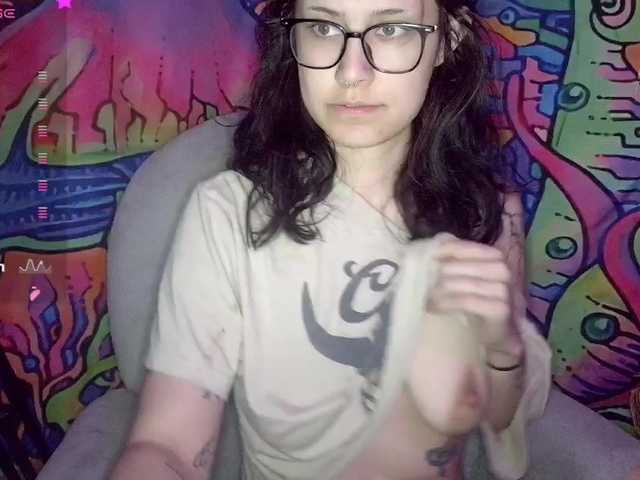 b4byjinx live cam on BongaCams