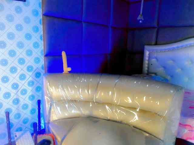 ClarissaGill Sex Cam Show