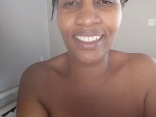 EllyStacy's Live Webcam