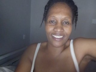 EllyStacy's Live Webcam