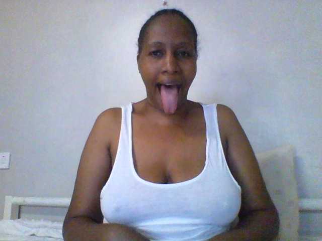 EllyStacy live cam on BongaCams
