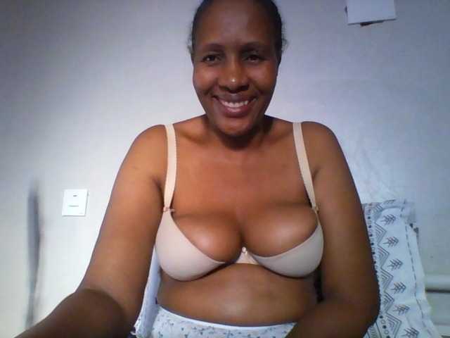 EllyStacy live cam on BongaCams