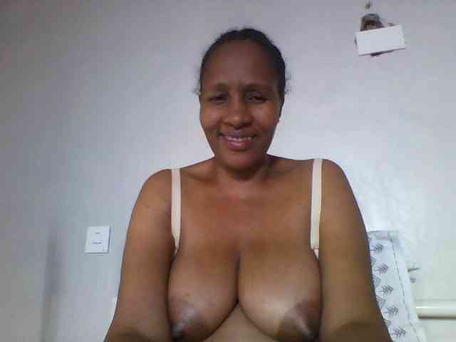 EllyStacy