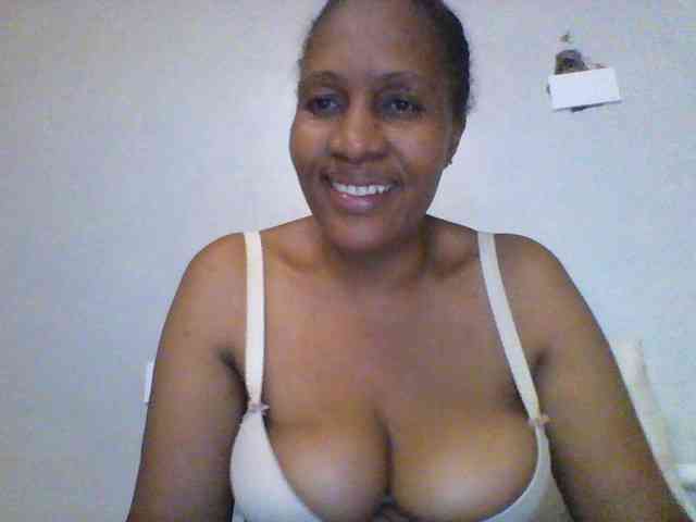 EllyStacy