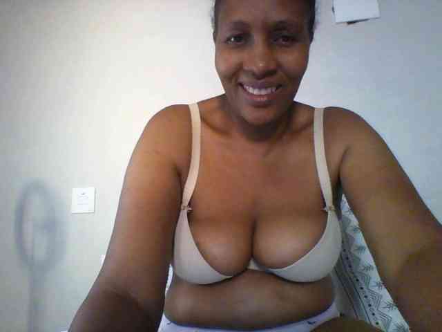 EllyStacy