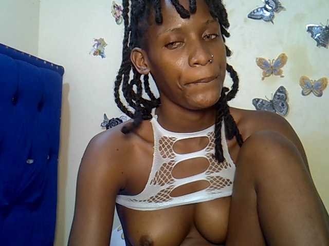 Selassie- live cam on BongaCams