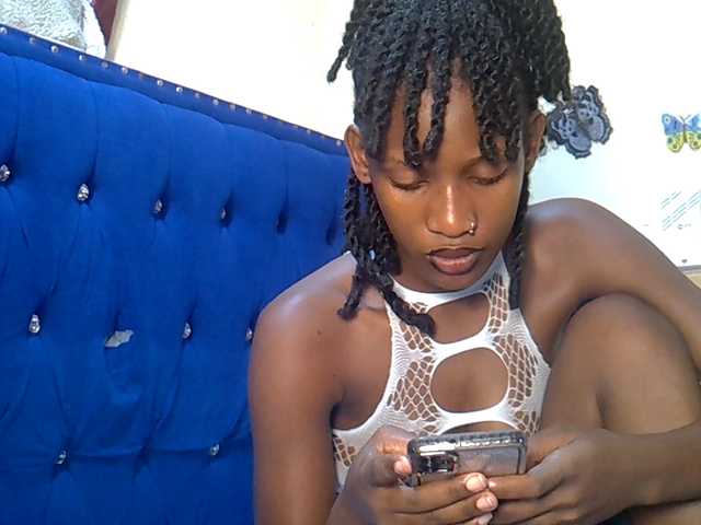 Selassie- live cam on BongaCams