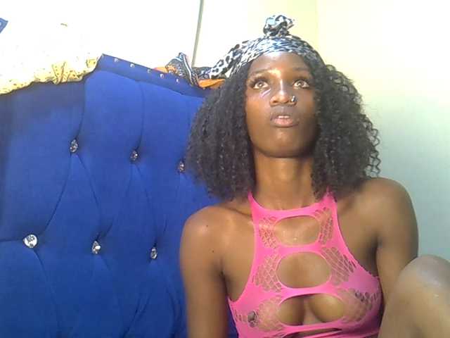 Selassie- live cam on BongaCams