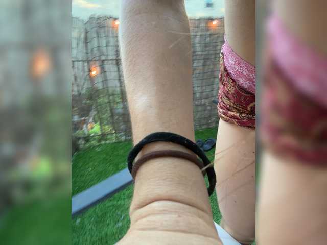 SmokinSahara live cam