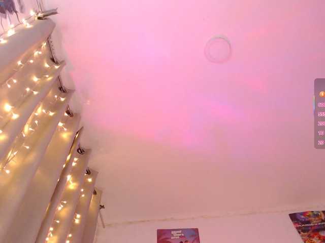 Emmy-Ruiz live cam on BongaCams