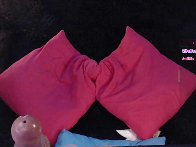 Emmy-Ruiz live webcam show