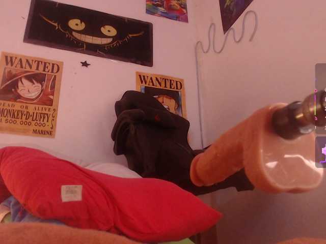 Emmy-Ruiz live cam on BongaCams