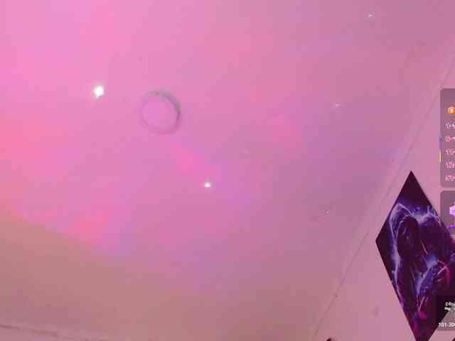 Emmy-Ruiz webcam