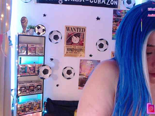 Emmy-Ruiz webcam