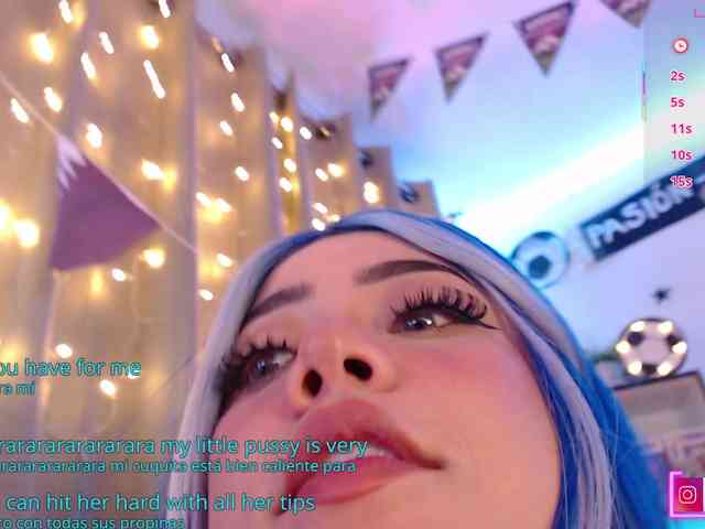 Emmy-Ruiz webcam