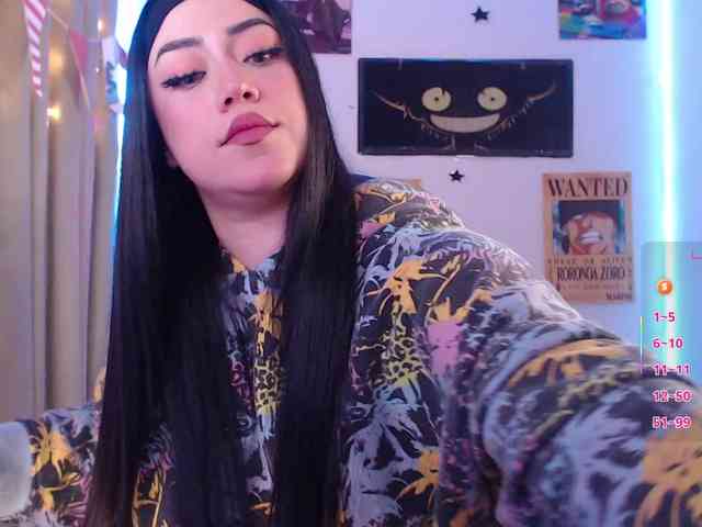 Emmy-Ruiz webcam