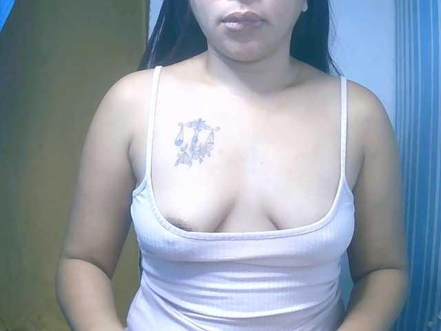 hornypinay69 live cam on BongaCams