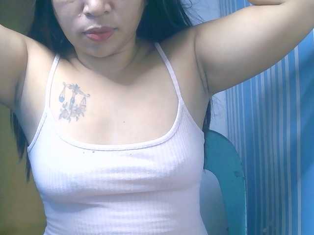 hornypinay69 live cam on BongaCams
