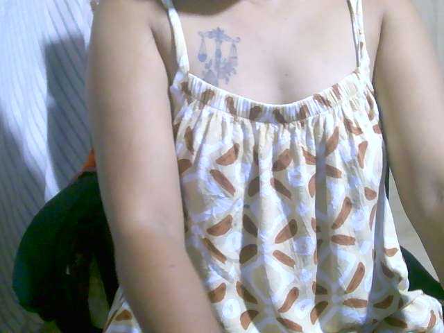 hornypinay69 live cam on BongaCams