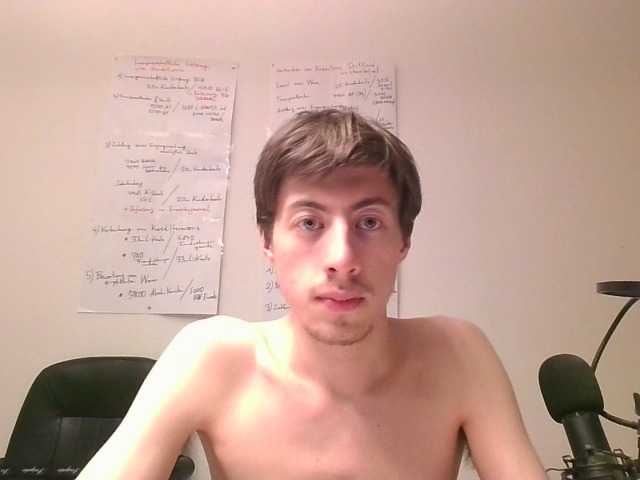 RealICERagotti live webcam show