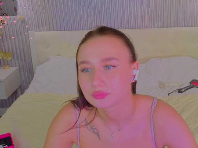Kiki-angelll live cam on BongaCams