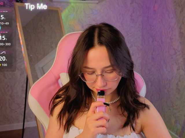 Kiki-angelll live cam on BongaCams