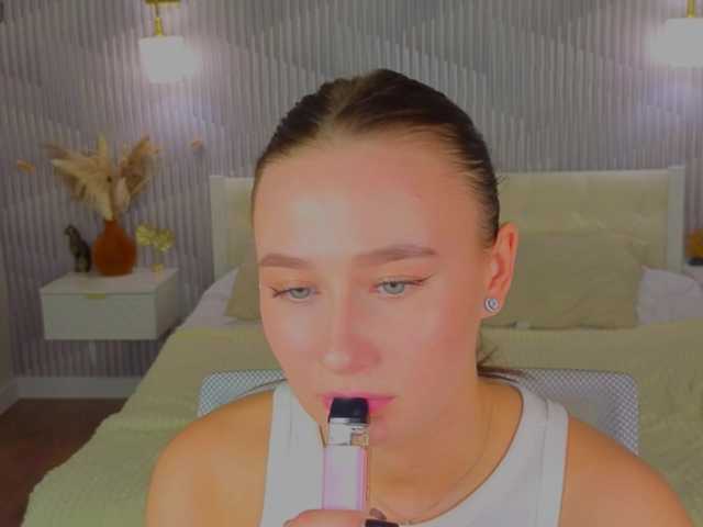 Kiki-angelll live cam on BongaCams