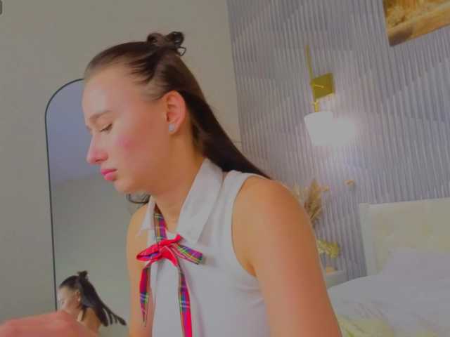 Kiki-angelll live cam on BongaCams