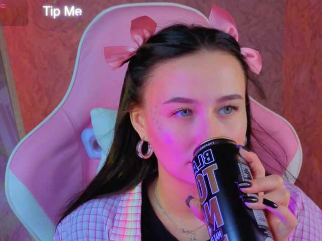 Kiki-angelll live cam on BongaCams