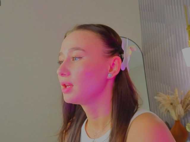 kiki-angelll live sex