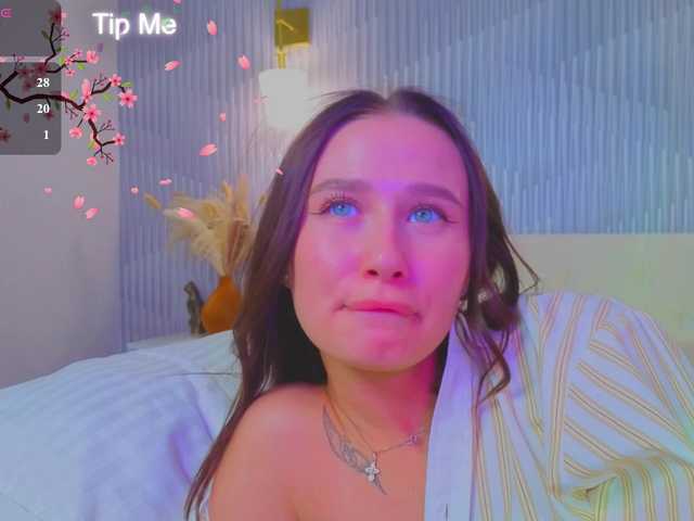 Kiki-angelll live cam on BongaCams
