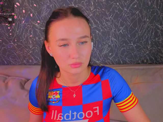 Kiki-angelll live cam on BongaCams