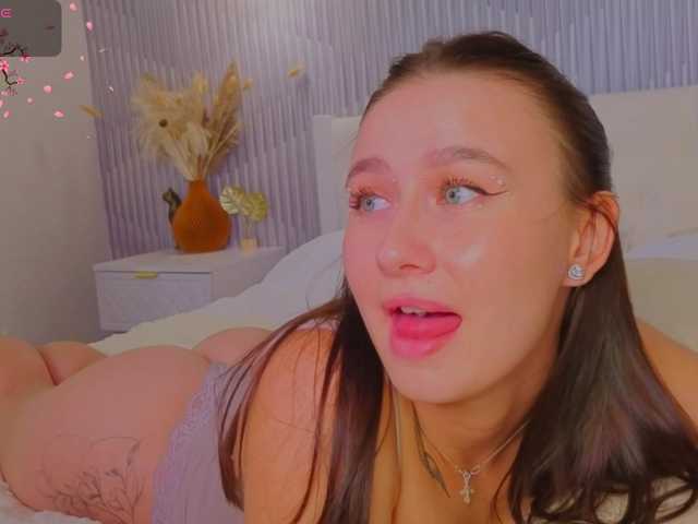 Kiki-angelll live cam on BongaCams